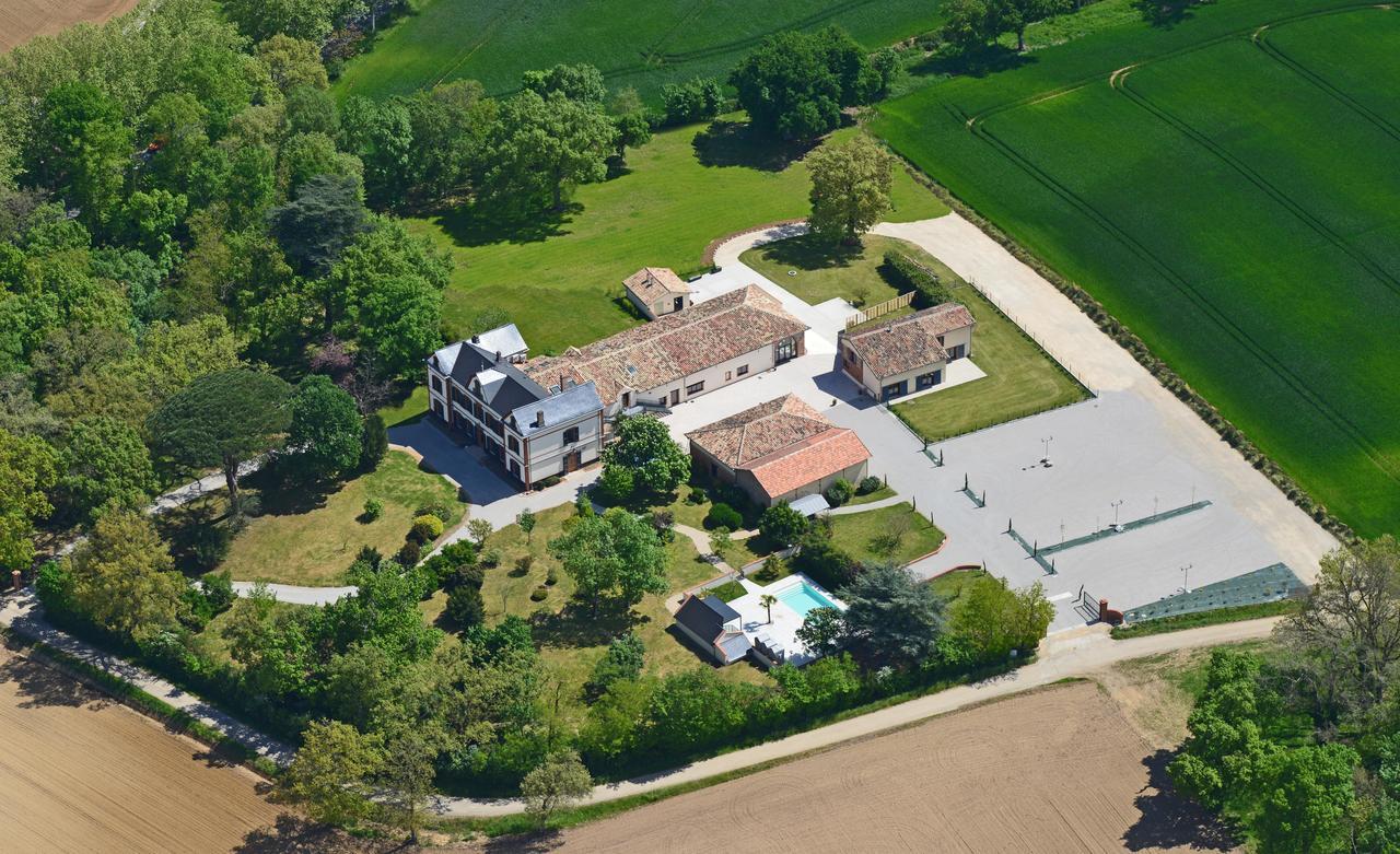 فندق Domaine D'En Fargou Saint-Sulpice  المظهر الخارجي الصورة